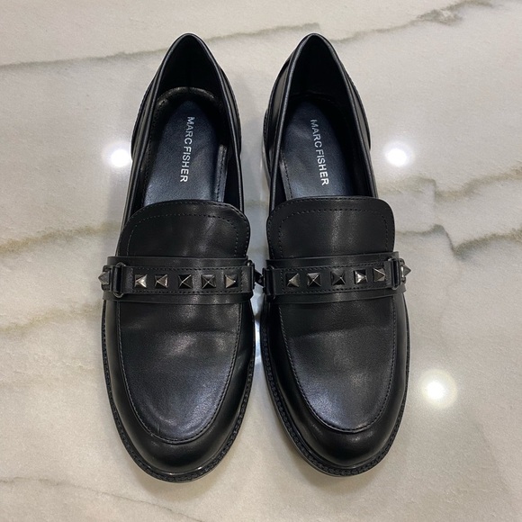 Marc Fisher Loafers size 8 Black Faux Leather Studded - Picture 2 of 13